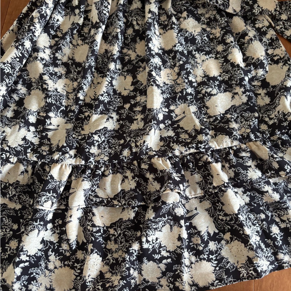 LC Lauren Conrad Floral Black Ivory Dress NWT Small - Picture 6 of 7